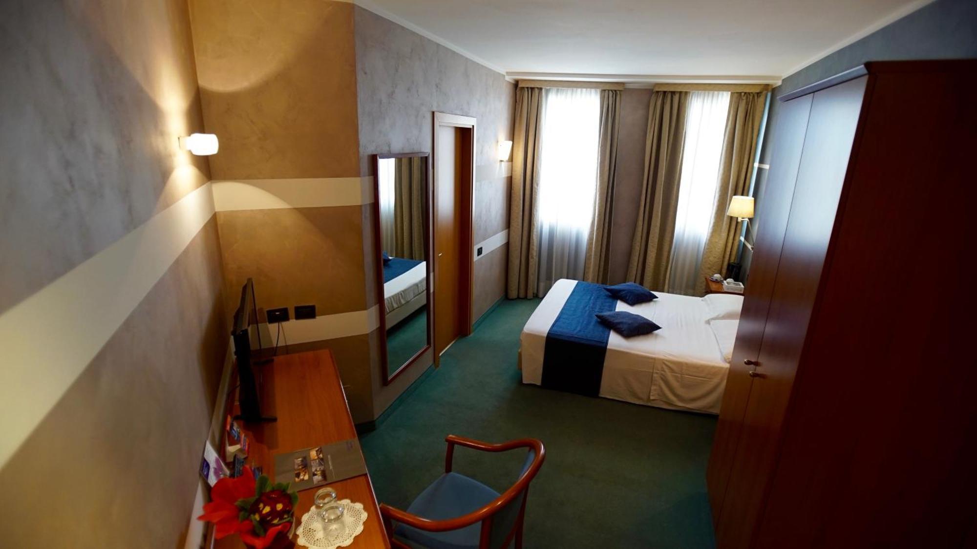 Classic Hotel Tulipano Terni Exterior photo